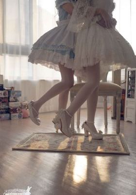 女人吃男人鸡巴_4K电影在线观看
