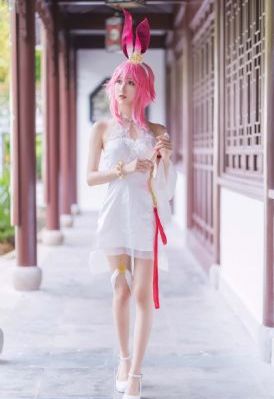 黑人巨大进入丰满少妇蜜桃_高清高清完整版